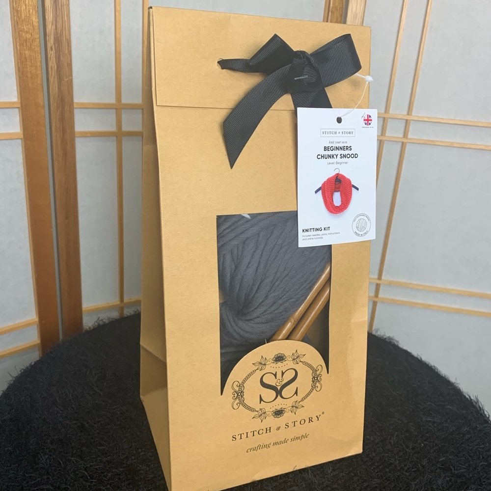 Knitted chunky snood